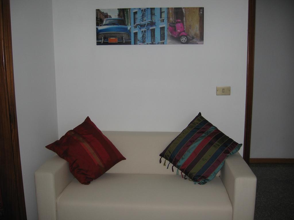 Antonella'S House Apartment วาสโต ห้อง รูปภาพ