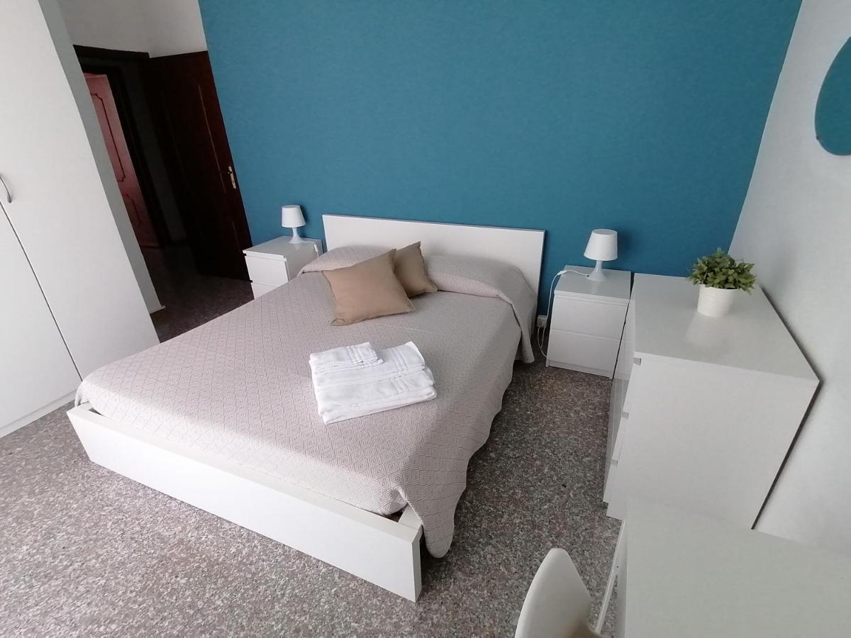 Antonella'S House Apartment วาสโต ภายนอก รูปภาพ