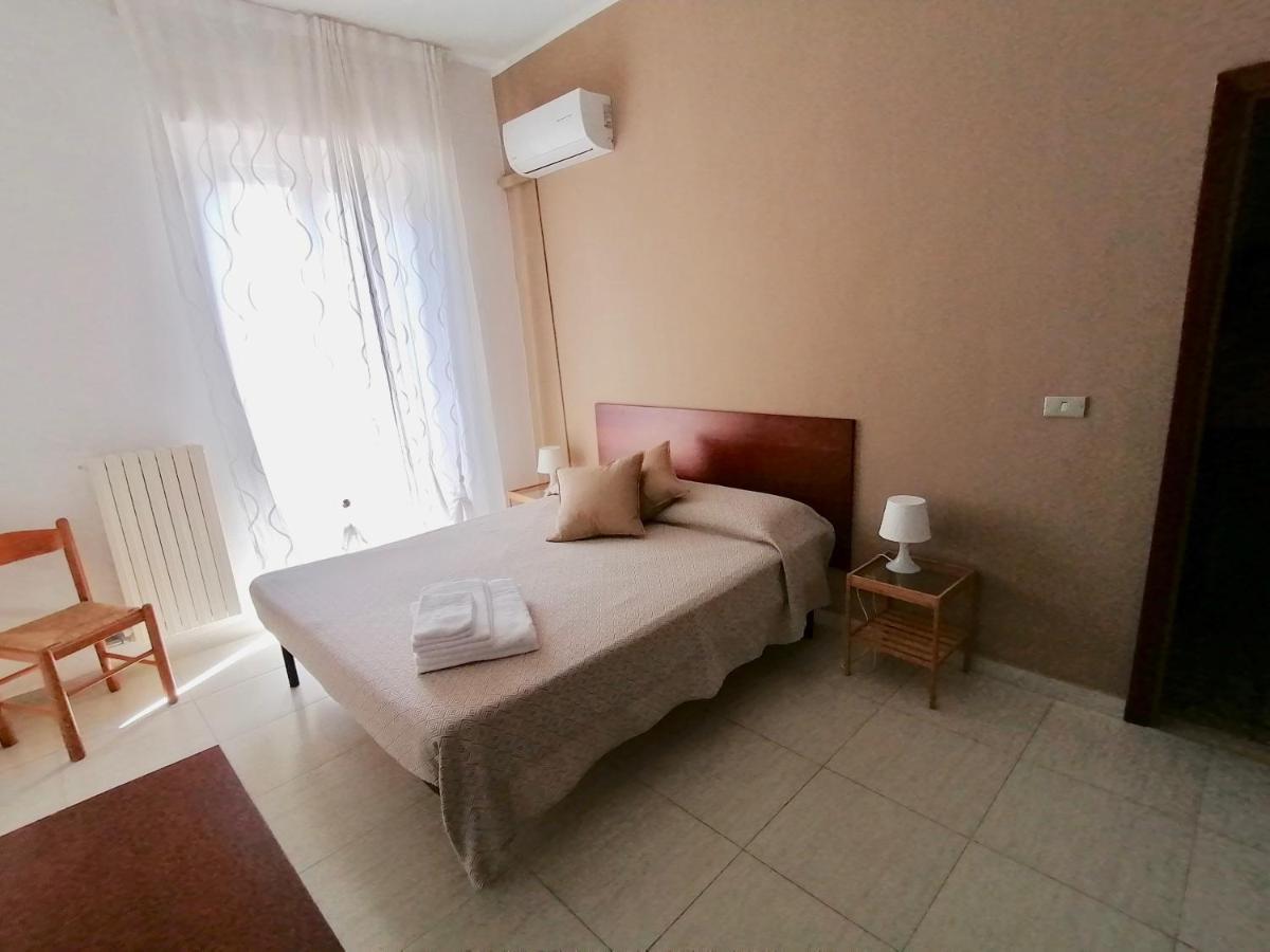 Antonella'S House Apartment วาสโต ภายนอก รูปภาพ