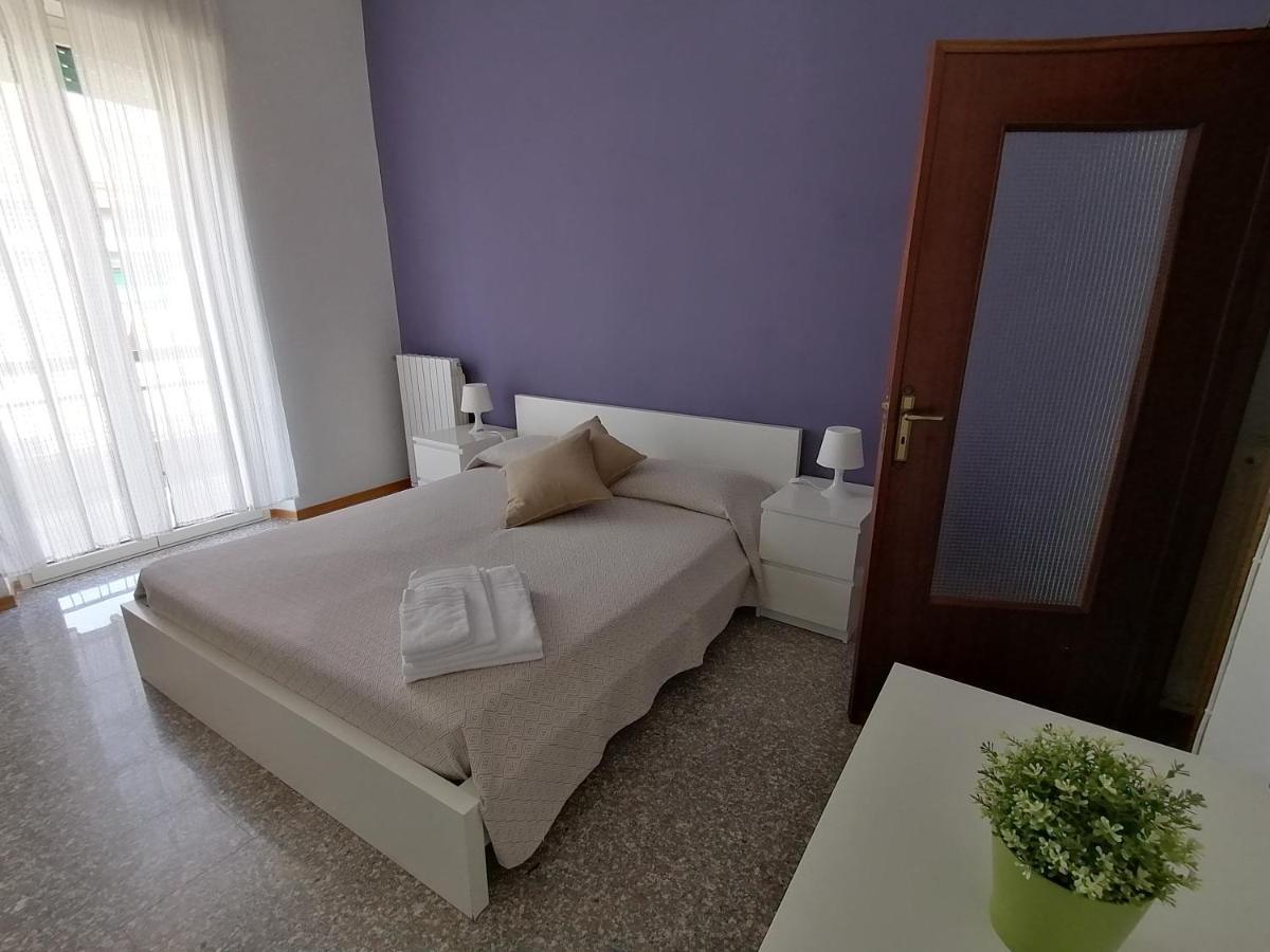 Antonella'S House Apartment วาสโต ภายนอก รูปภาพ